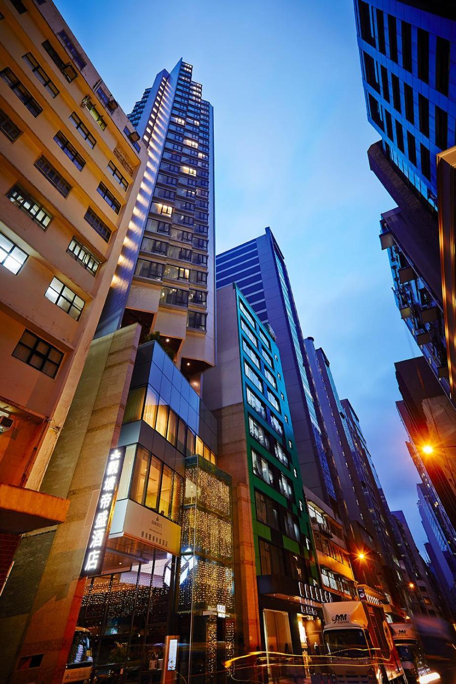 Отель Dorsett Kwun Tong, Гонконг Экстерьер фото